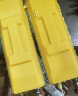 Durable Moving Type Crawler Chain Rubber Track Pad Excavator Undercarriage Parts