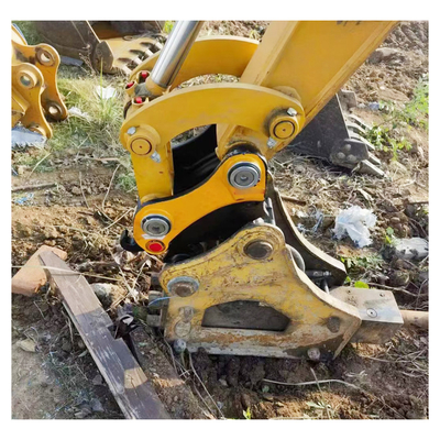 U30 323e Js220 Excavator Attachments Hydraulic Quick Release Couplings Customized